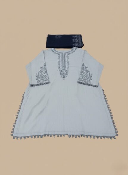 Kashmiri embroidery 3-piece lawn suit in grey with embroidered neckline and sleeves, matching grey trousers, and a navy digital print dupatta.